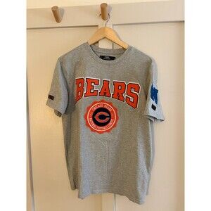 Pro Standard Lux NFL Chicago Bears T-shirt Size Medium NWOT Embroidered Patches